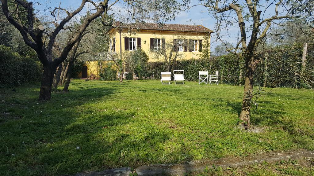 Villa Casolare Al Dopolavoro Lucca Exterior foto